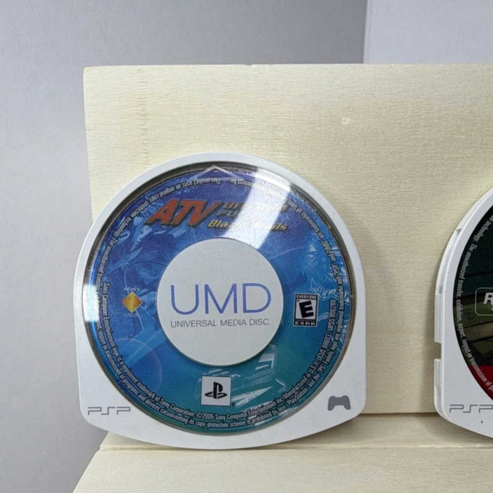 Sony PSP UMD Game Lot: ATV, GTA Vice City, Brave Story & 300 - Very Clean T&W